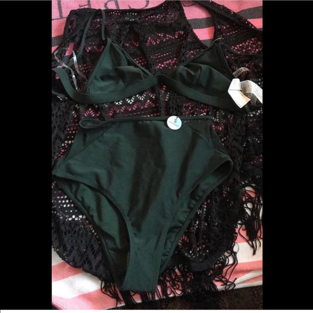 New 2pc Gunter green swim suit